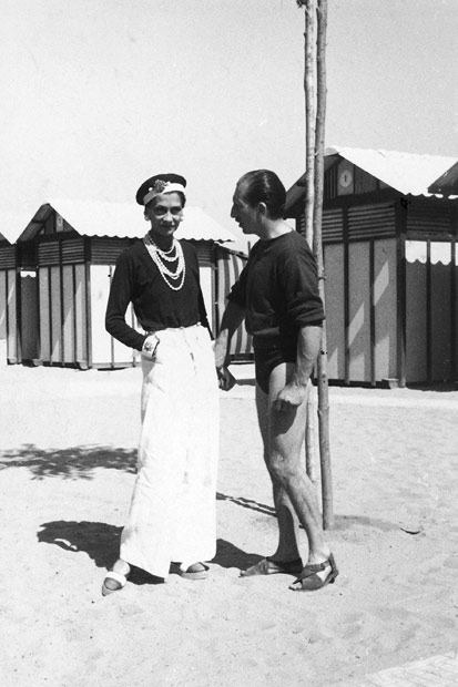 Coco Chanel, one of the ‘rackety celebrities’ of the 1920s, with Duke Laurino of Rome on the Lido